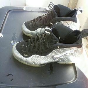 Size 9 foamposite pro